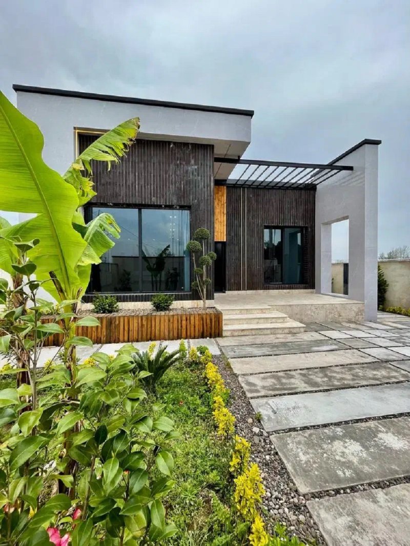 ویلا 250 متری دو خوابه در زیباکنار14327735319