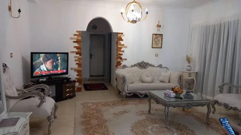 آپارتمان 100 متری دو خوابه در رادیو دریا چالوس14330235420