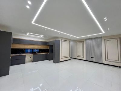 ویلا 370 متری دو خوابه در زیباکنار