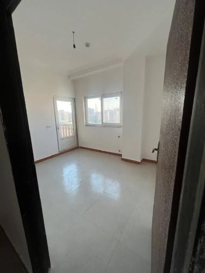 آپارتمان 130 متری دو خوابه در پل هوایی قائم شهر