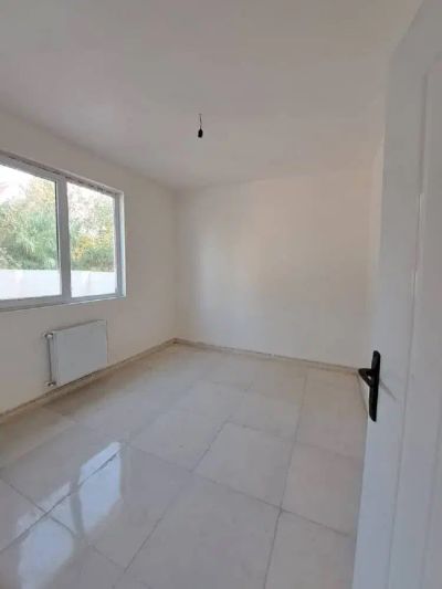 ویلا 280 متری دو خوابه در زیباکنار