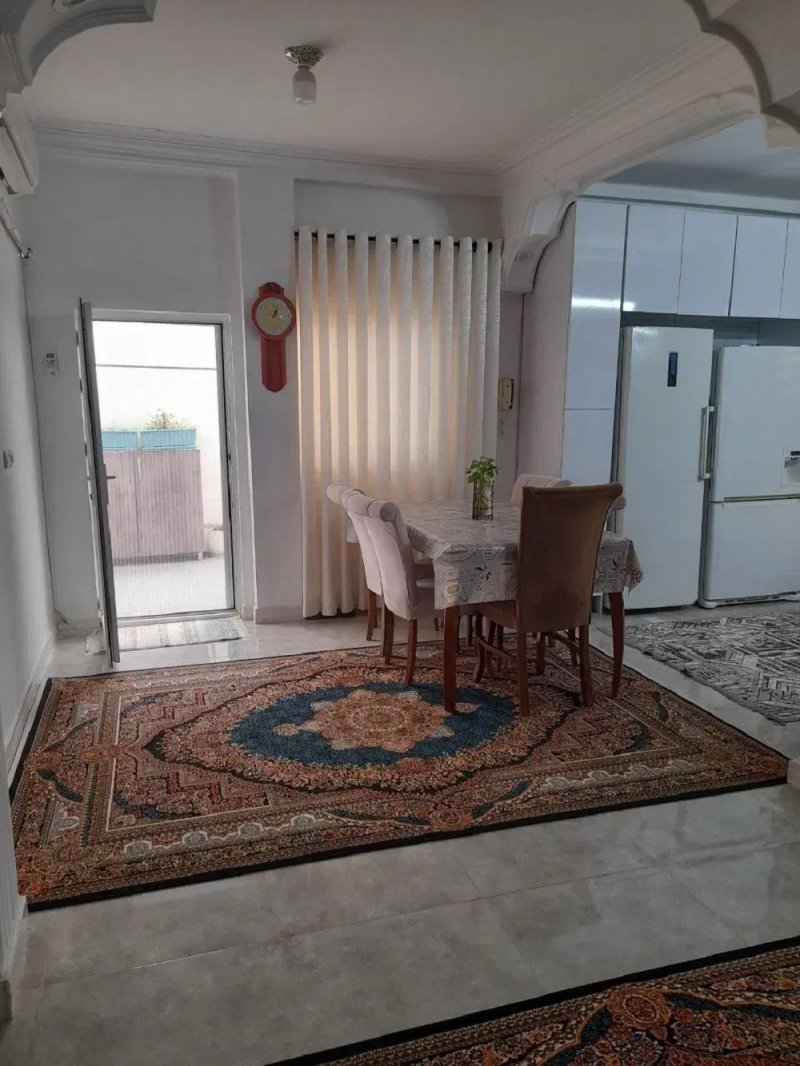 خانه 85 متری دو خوابه در خیابان جویبار قائم شهر14331235447