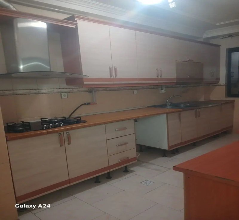 آپارتمان 95 متری دو خوابه در خیابان تهران قائم شهر14339735669