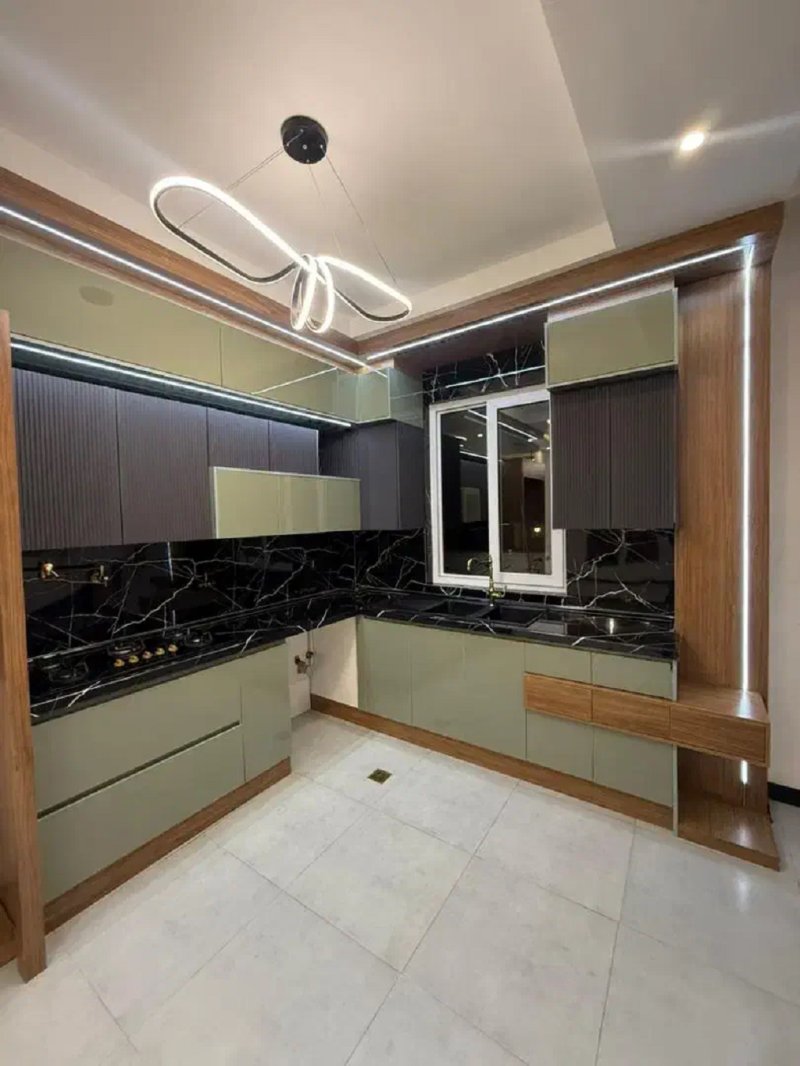 ویلا 250 متری سه خوابه در منظریه رشت14363035958