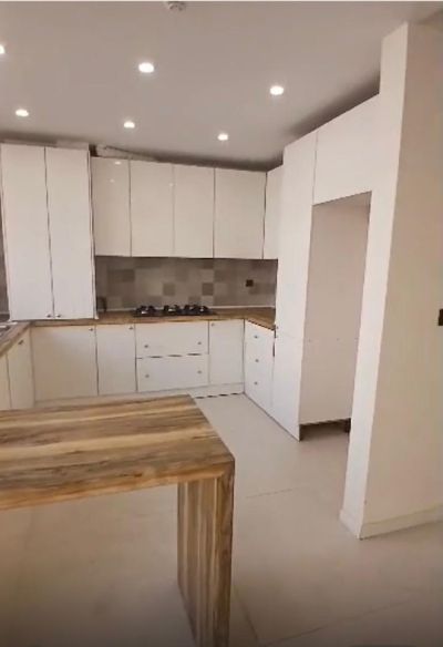 آپارتمان 135 متری سه خوابه در پونک تهران