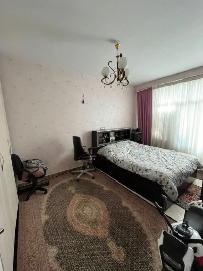 آپارتمان 113 متری دو خوابه در صادقیه تهران