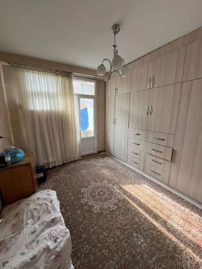 آپارتمان 113 متری دو خوابه در صادقیه تهران