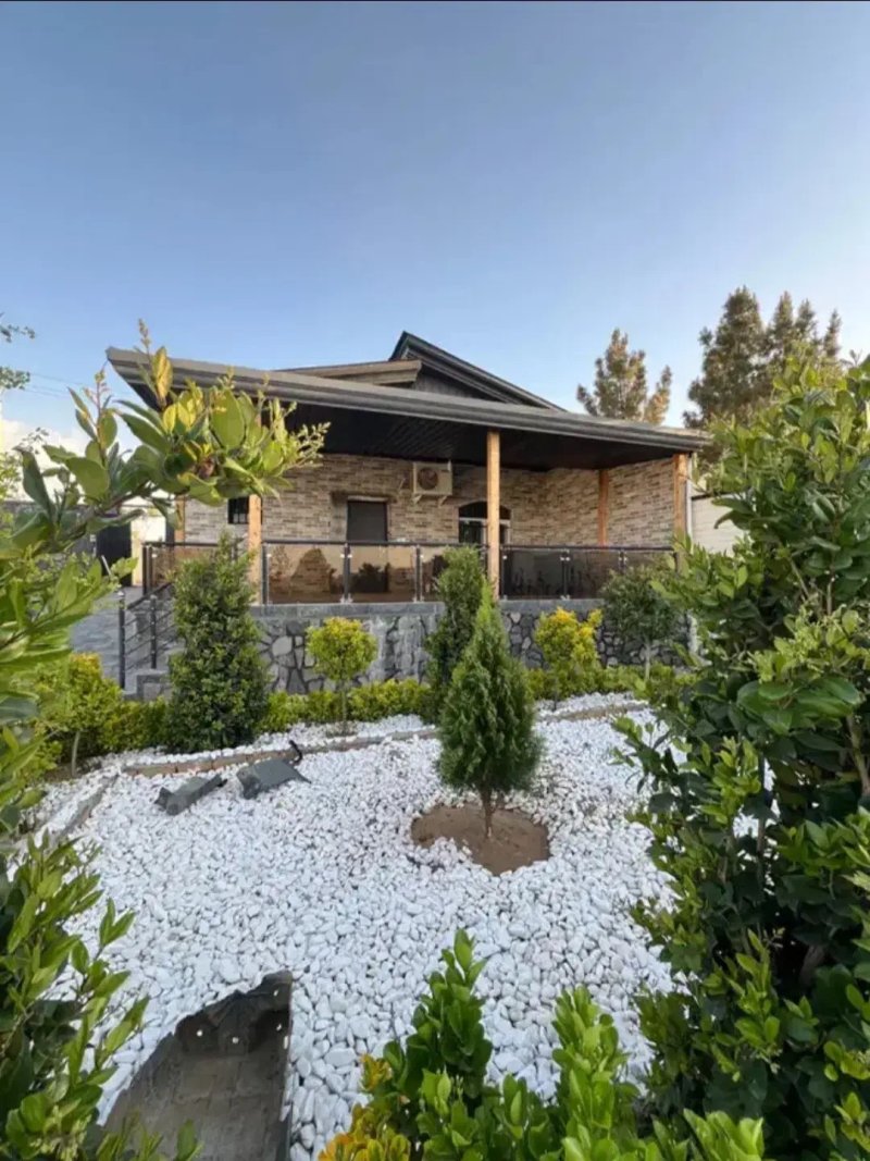 ویلا 1000 متری یک خوابه در شهرک زعفرانیه کرج14353235754