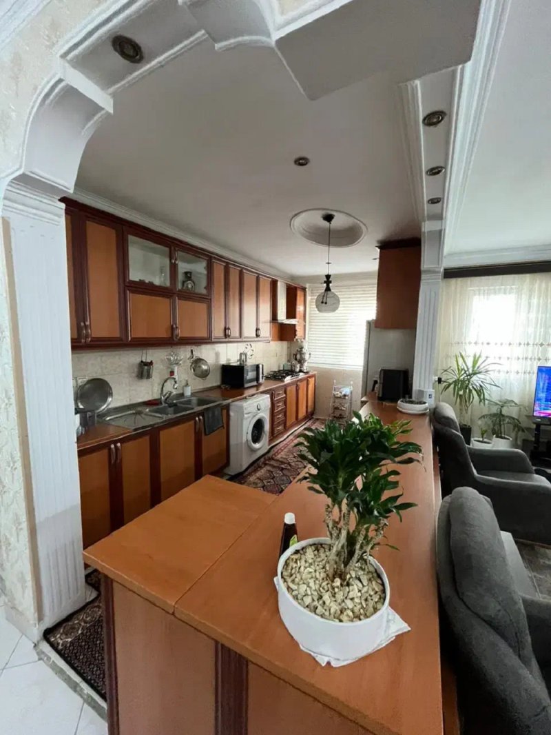 آپارتمان 113 متری دو خوابه در صادقیه تهران14354235790