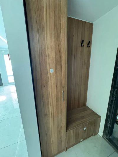 آپارتمان 104 متری دو خوابه در صادقیه تهران