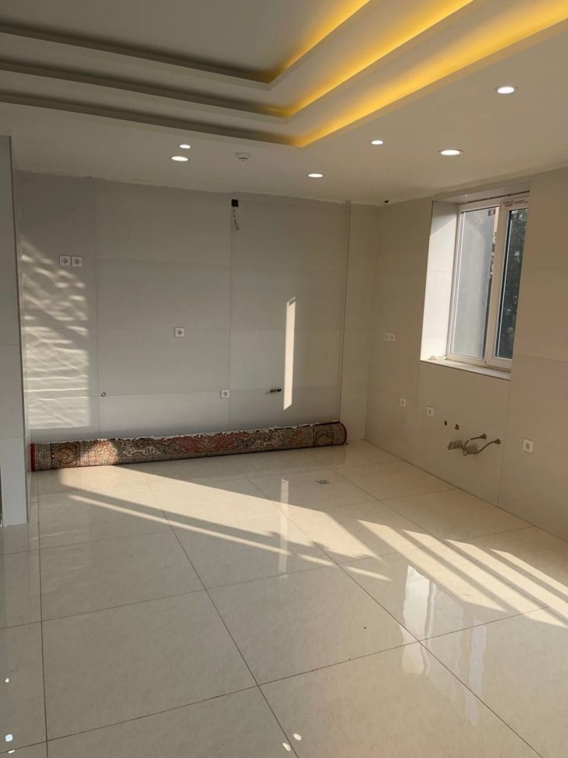 آپارتمان 120 متری دو خوابه در خیابان شهید رجایی ملایر14352335740