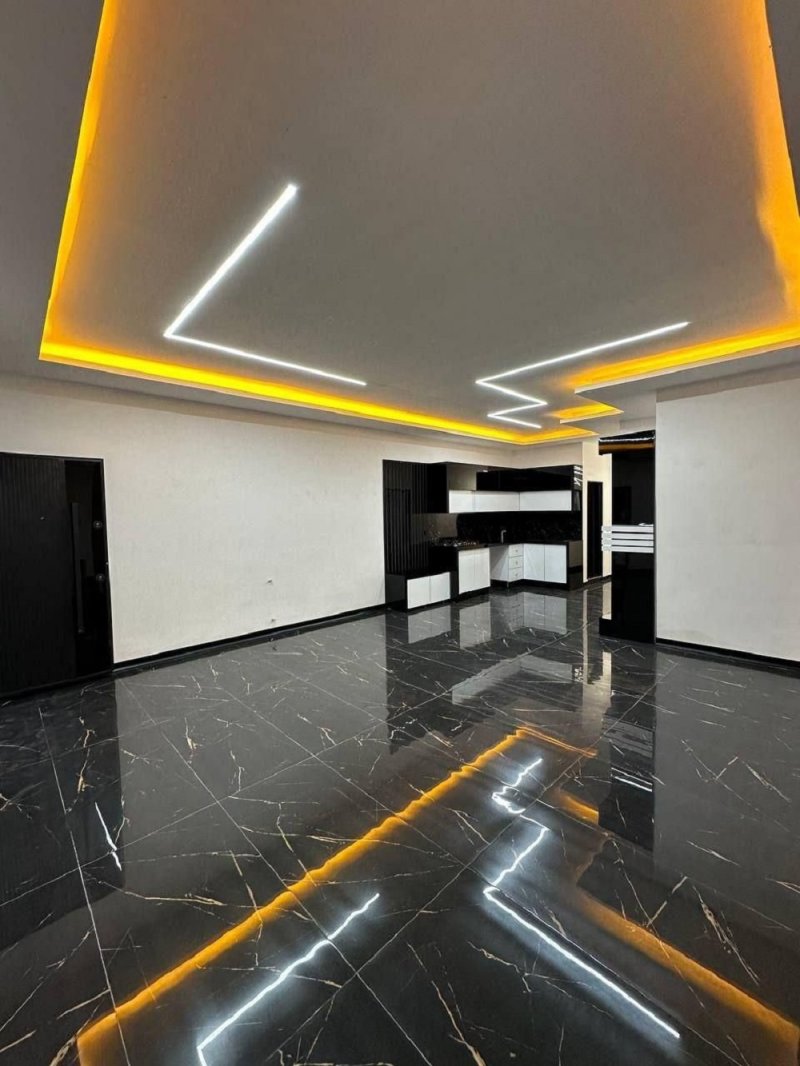 ویلا 250 متری سه خوابه در سعادت آباد چمستان14363335961