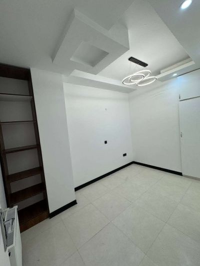 آپارتمان 71 متری دو خوابه در شهرک مریم اندیشه