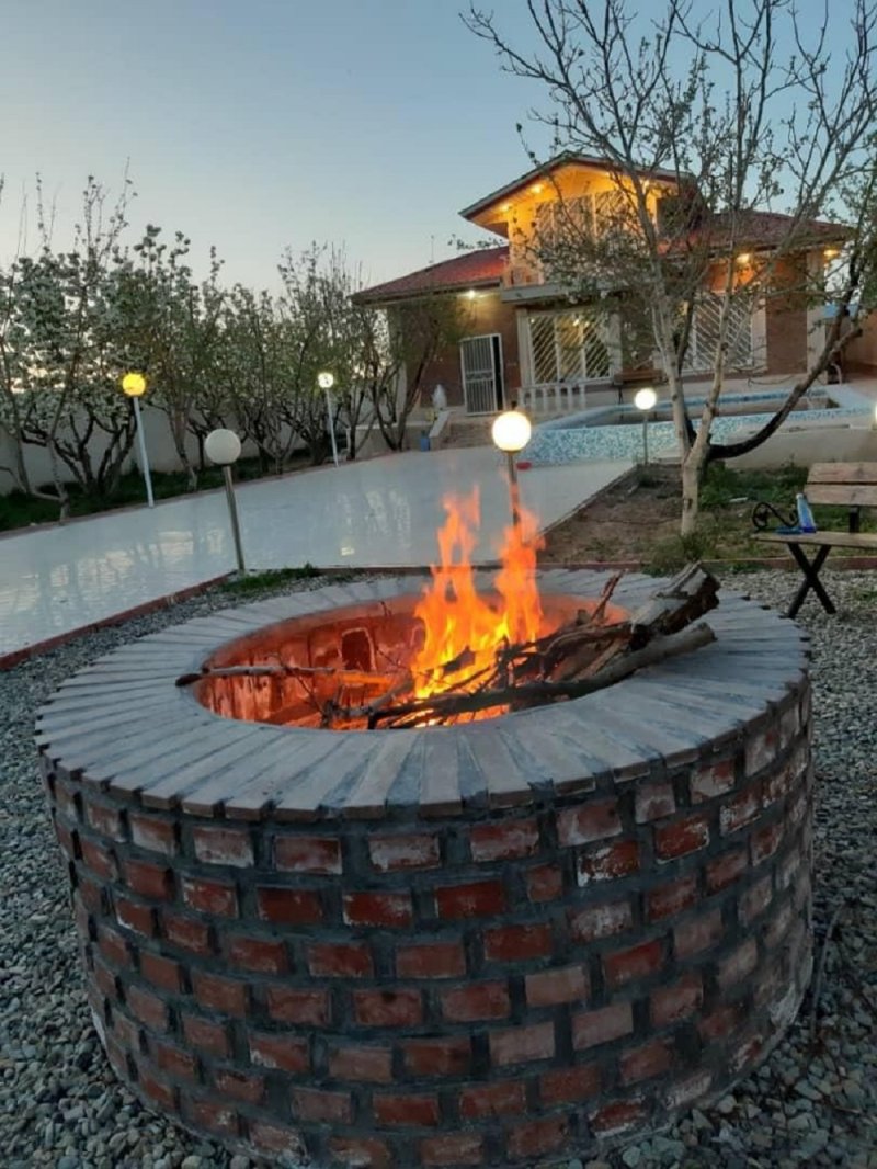 ویلا 1000 متری دو خوابه در شهرک زعفرانیه کرج14353135751