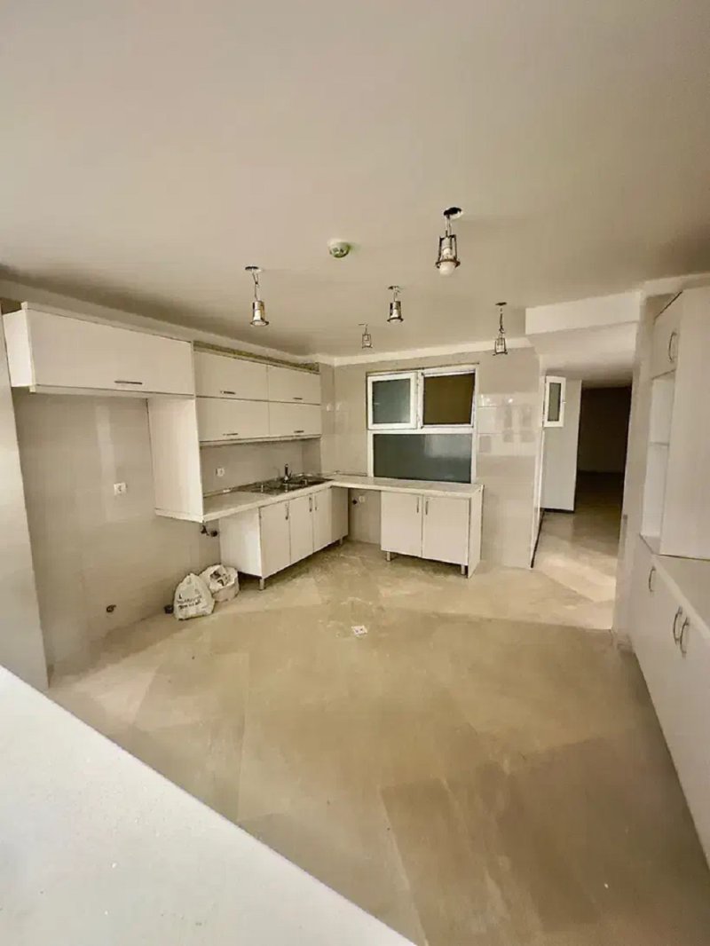 آپارتمان 200 متری سه خوابه در کوی فراز تهران14353435764