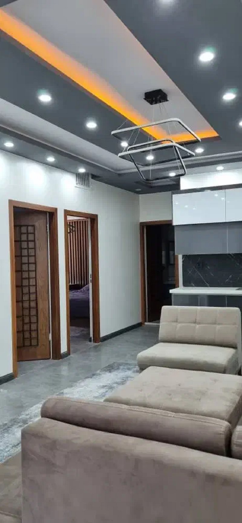 ویلا 1000 متری سه خوابه در شهرک زعفرانیه کرج14353335760