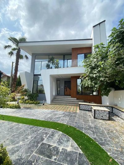 ویلا 300 متری سه خوابه در جاده نور چمستان