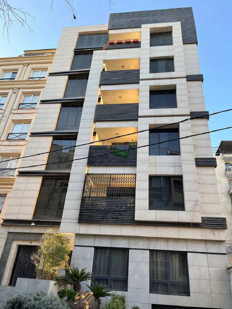 آپارتمان 170 متری سه خوابه در سعادت آباد تهران14369436136