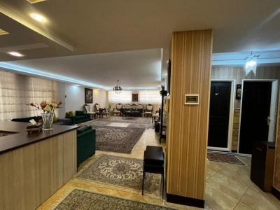 آپارتمان 143 متری سه خوابه در خیابان سعدی ملایر