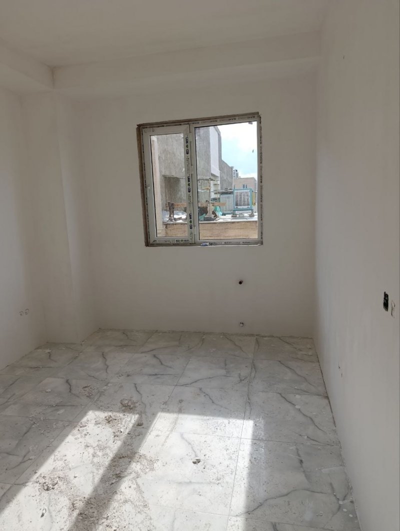آپارتمان 120 متری دو خوابه در خیابان سعدی ملایر14351835717