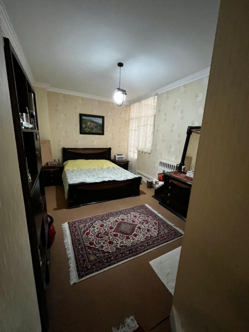 آپارتمان 143 متری سه خوابه در خیابان سعدی ملایر14352235734
