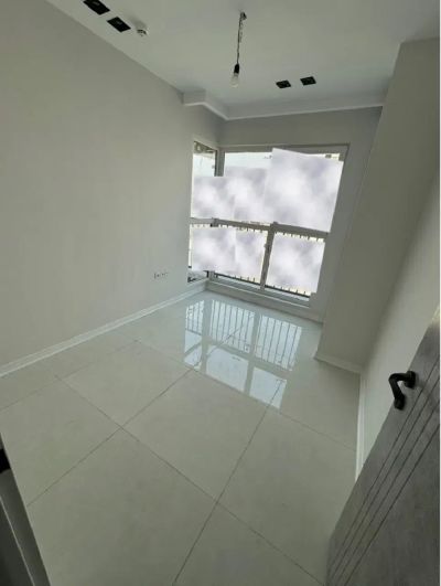 آپارتمان 104 متری دو خوابه در صادقیه تهران