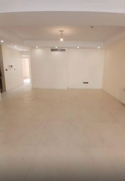 آپارتمان 135 متری سه خوابه در پونک تهران