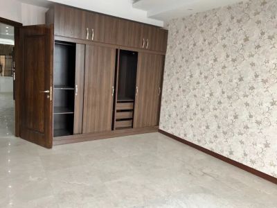 آپارتمان 135 متری دو خوابه در سعادت آباد تهران