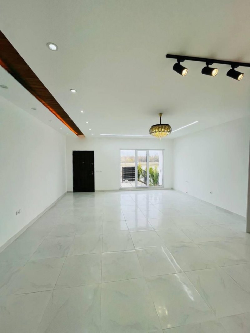 ویلا 160 متری دو خوابه در ولیسده آمل14366236042