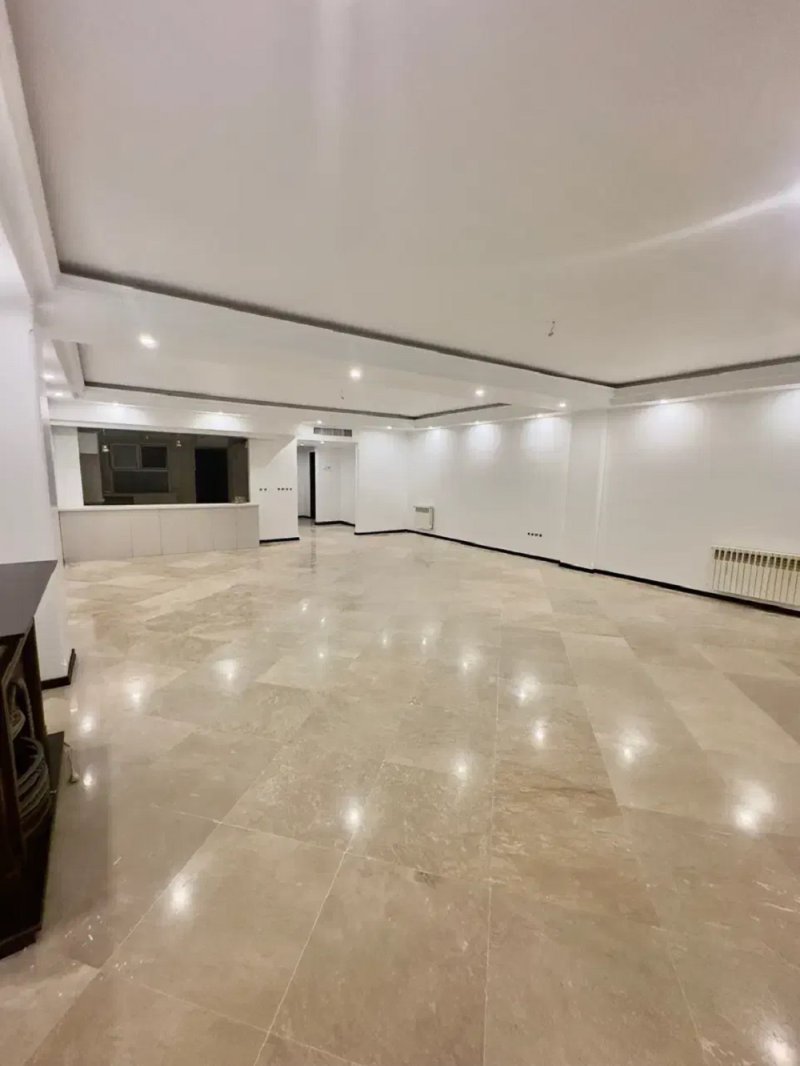 آپارتمان 200 متری سه خوابه در کوی فراز تهران14353435765