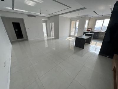 آپارتمان 110 متری دو خوابه در صادقیه تهران