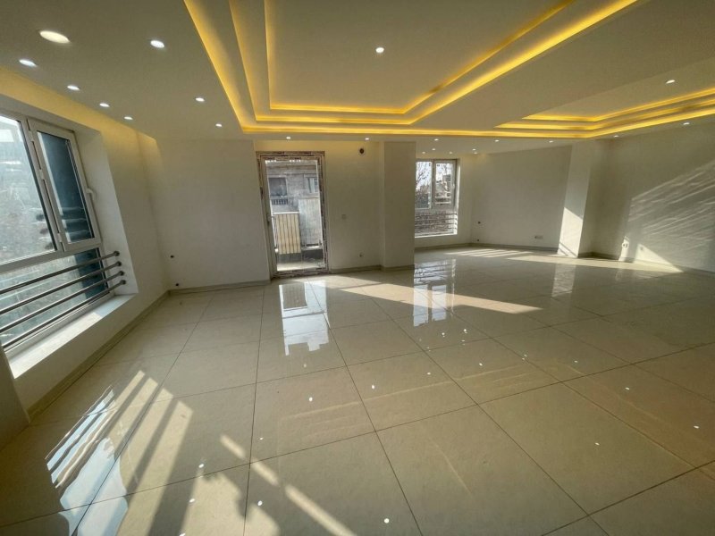 آپارتمان 120 متری دو خوابه در خیابان شهید رجایی ملایر14352335738