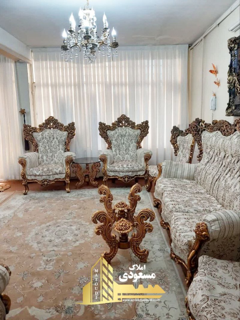 ویلا 110 متری یک خوابه در امیریه شهریار14371936181