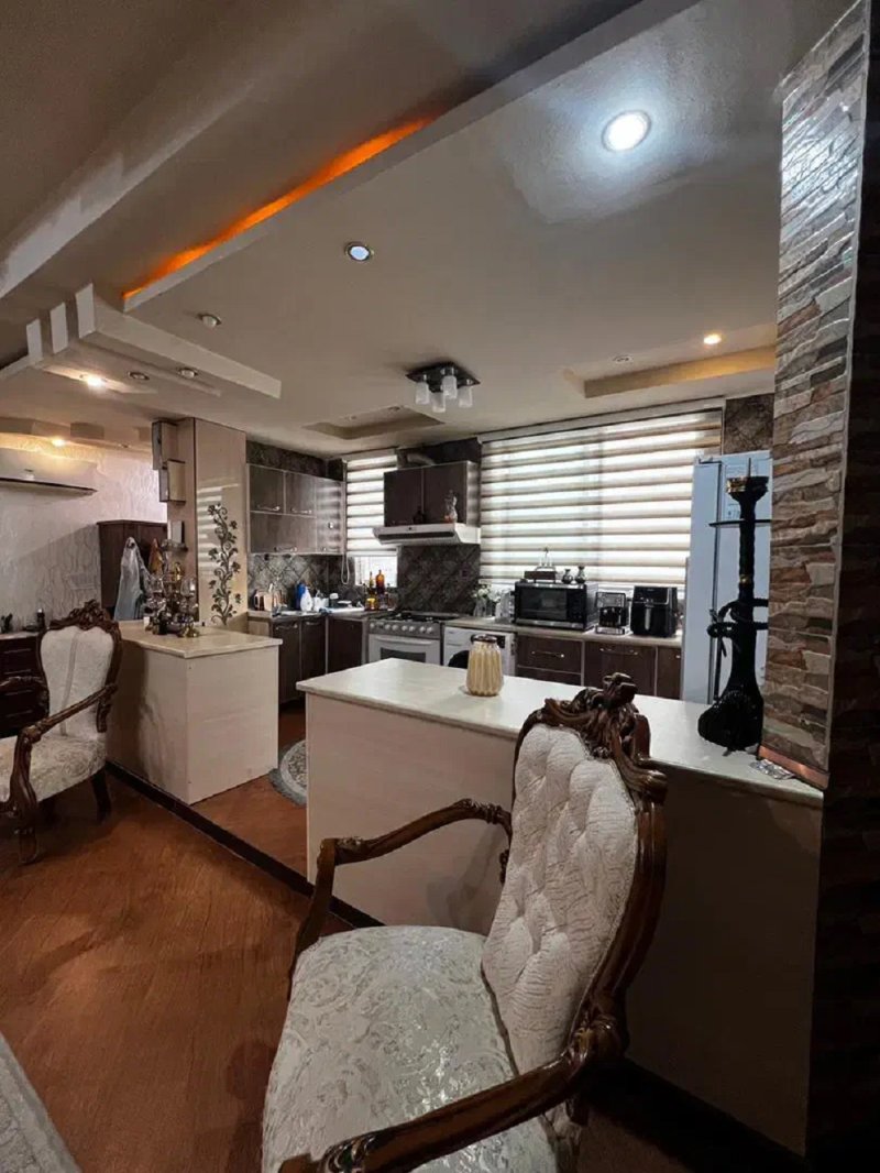 آپارتمان 95 متری دو خوابه در خیابان بابل قائم شهر14386236386