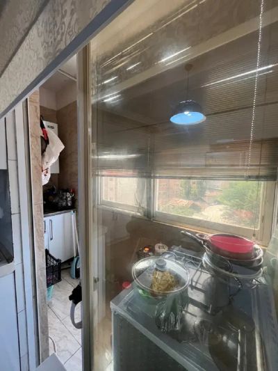 آپارتمان 102 متری دو خوابه در پل هوایی قائم شهر