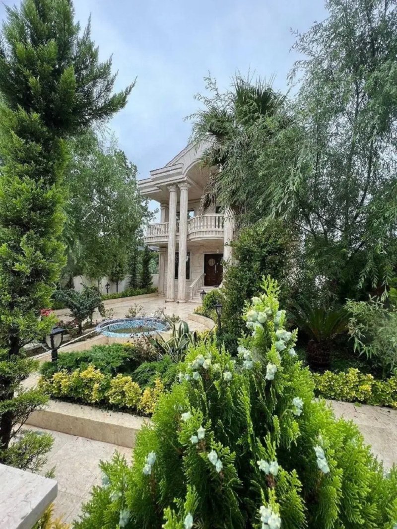 ویلا 660 متری سه خوابه در چالوس14383636282