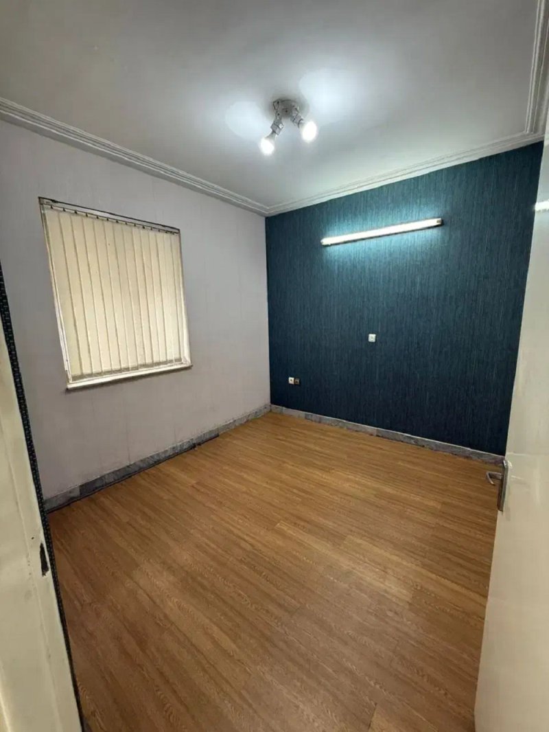 اداری 80 متری دو خوابه در گلسار رشت14384336309