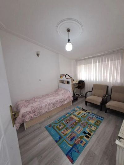 آپارتمان 100 متری دو خوابه در بلوار دیلمان رشت