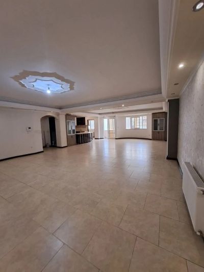 آپارتمان 180 متری سه خوابه در گلسار رشت