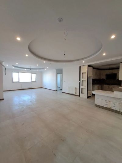 آپارتمان 120 متری دو خوابه در استادسرا رشت