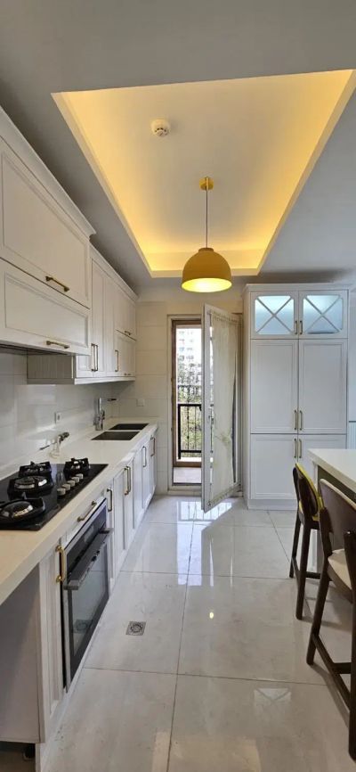 آپارتمان 160 متری سه خوابه در رادیو دریا چالوس