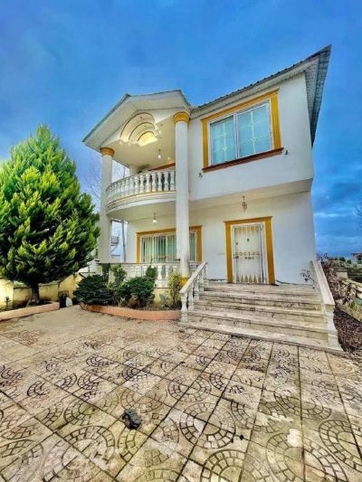 ویلا 365 متری سه خوابه در چالوس