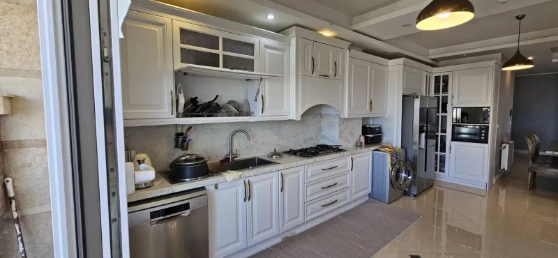 آپارتمان 200 متری سه خوابه در چالوس14402336619