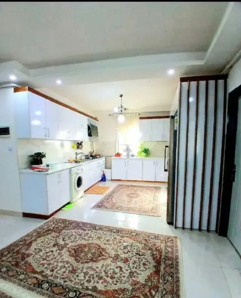 آپارتمان 120 متری دو خوابه در گلباغ نماز رشت14391836518