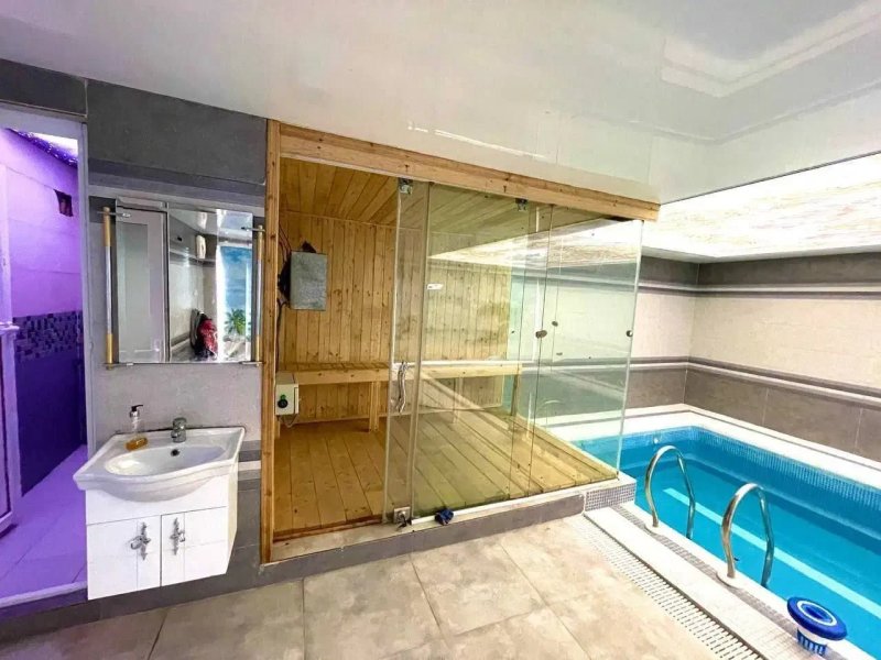 ویلا 540 متری سه خوابه در رامسر14391136489