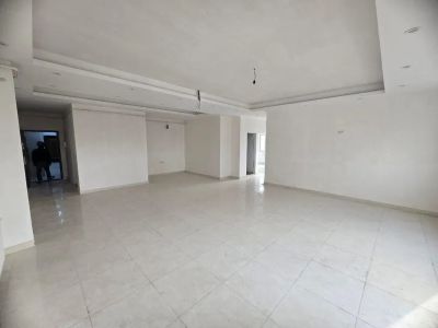 اداری 130 متری دو خوابه در گلباغ نماز رشت