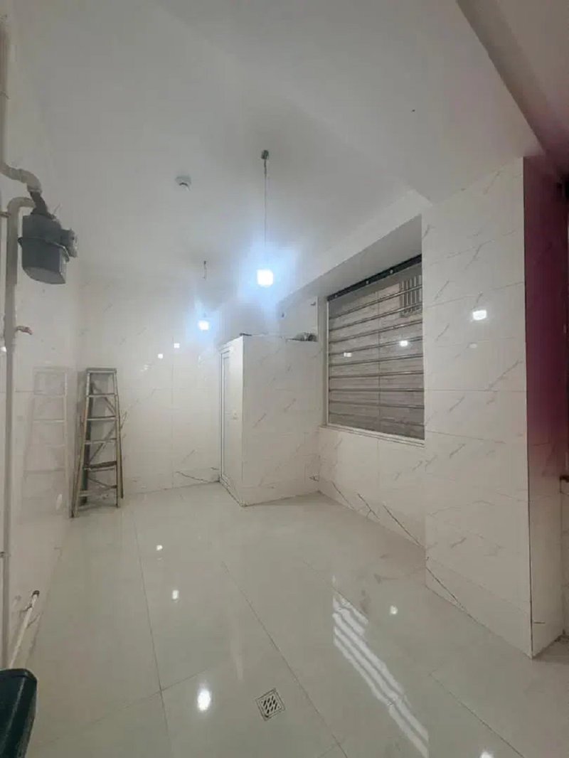 تجاری 16 متری در باهنر رشت14414136688