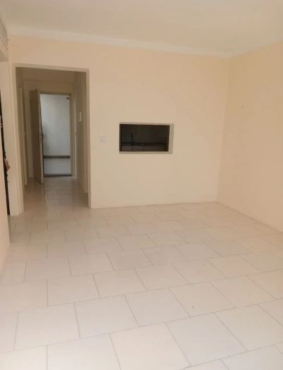 آپارتمان 75 متری دو خوابه در فاز 6 پرند