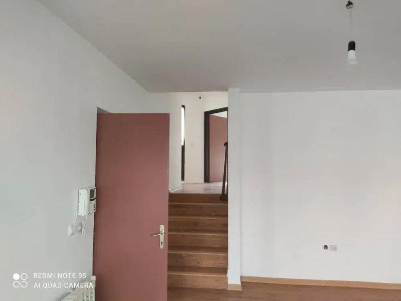 آپارتمان 130 متری دو خوابه در کوی برق ساری14439236910