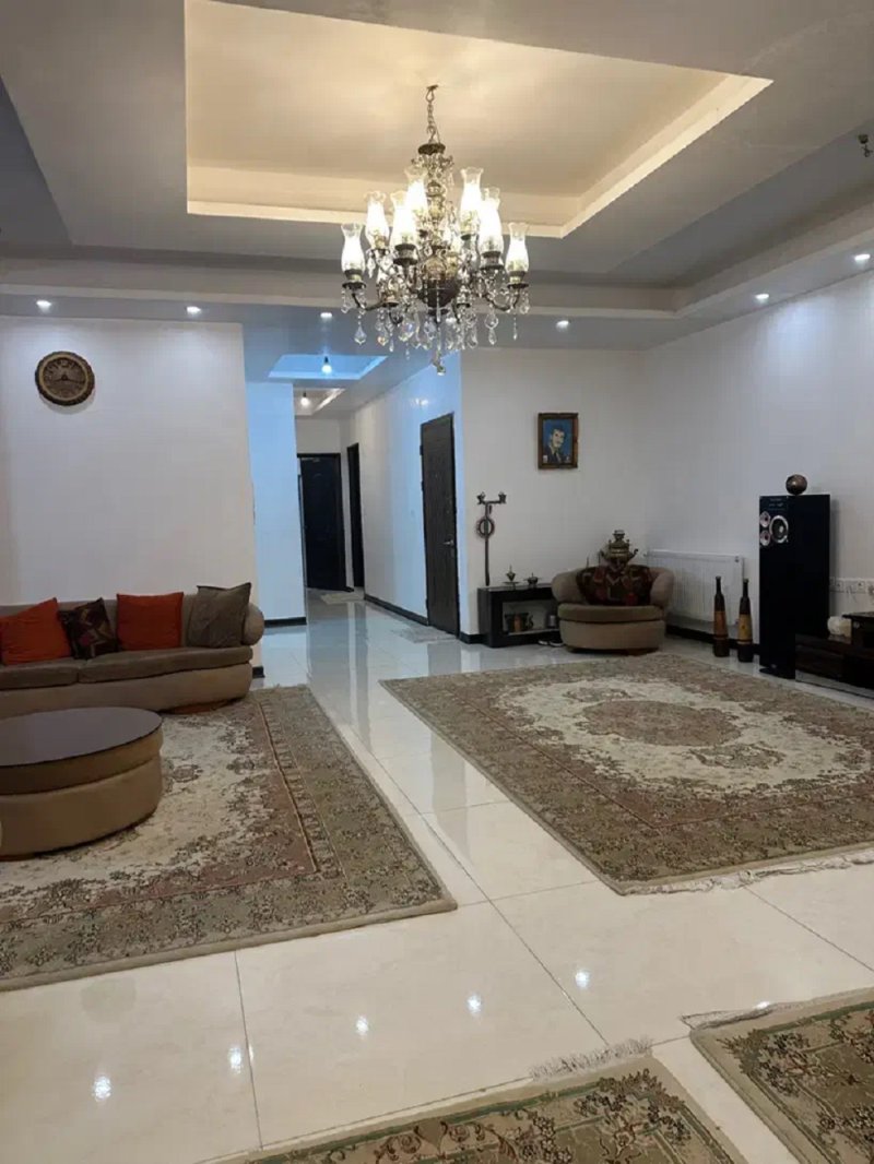 آپارتمان 215 متری سه خوابه در سلمان فارسی ساری14444237044